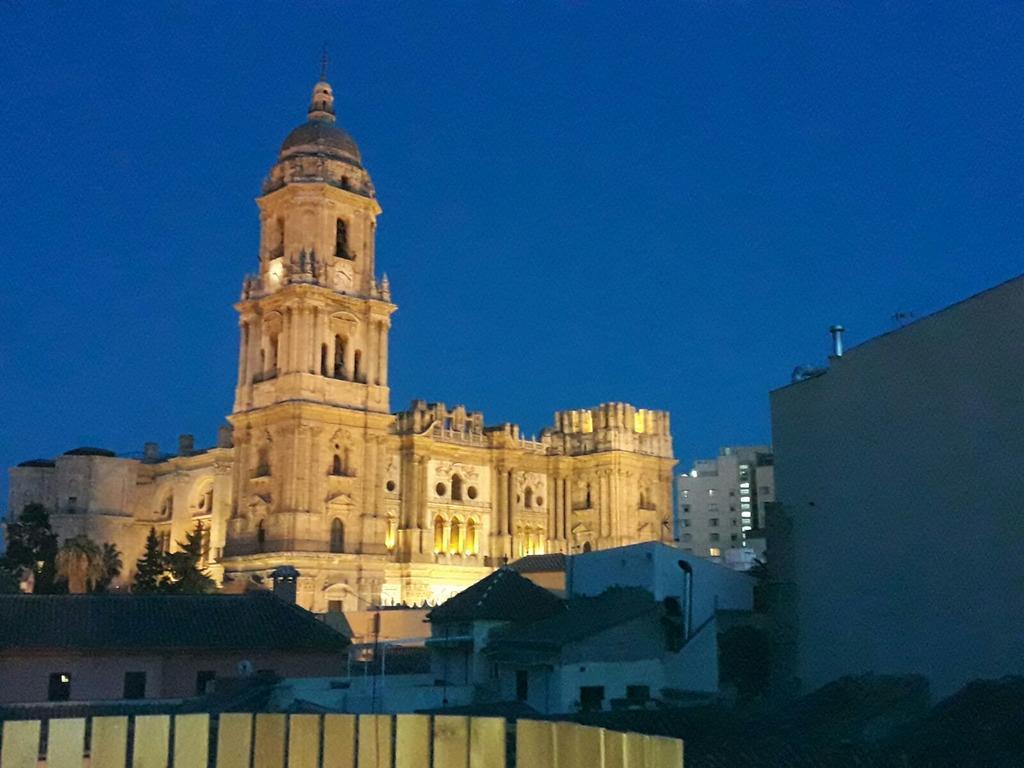Stay Home & Away In The Heart Of Historical Town Of Málaga Eksteriør bilde